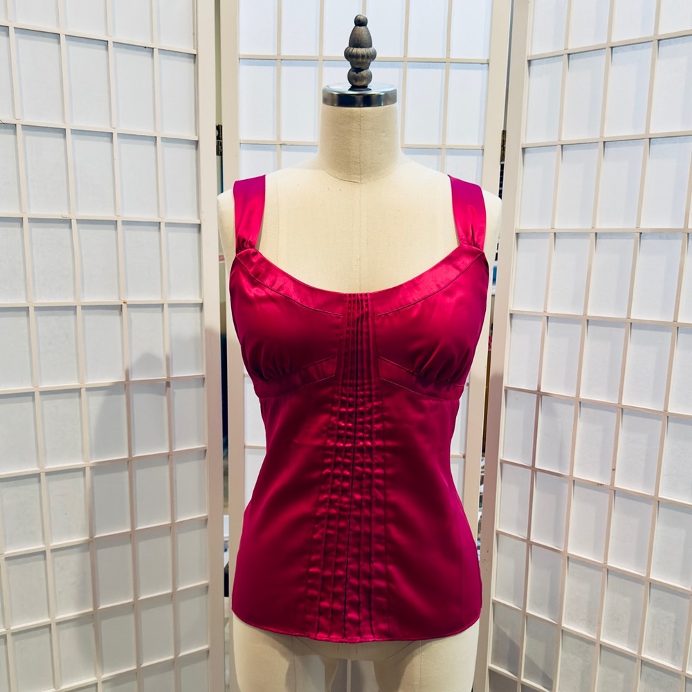 Silky sleeveless cami top
